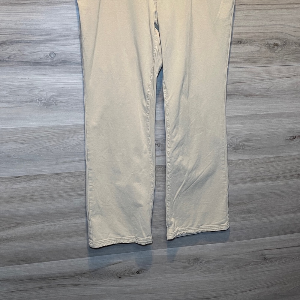 Women’s Denim & Co Knit Jeans, 16P - Picture 2 of 6